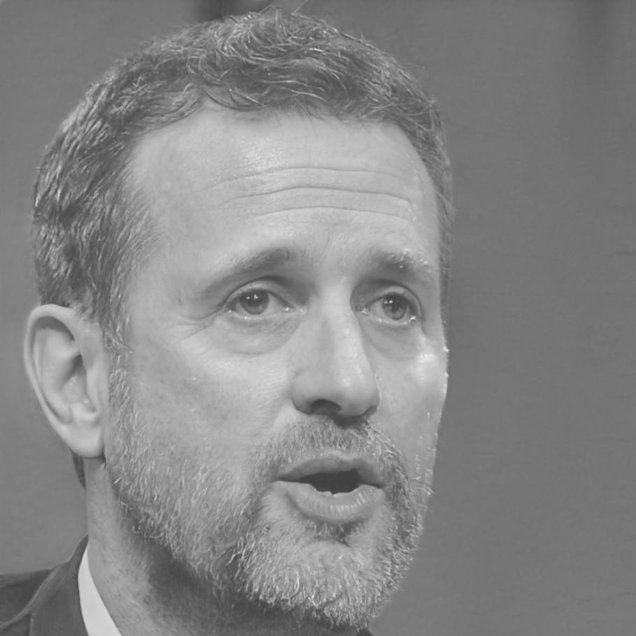 Portrait de Gaspard Villefranche, conseiller en sécurité patrimoniale